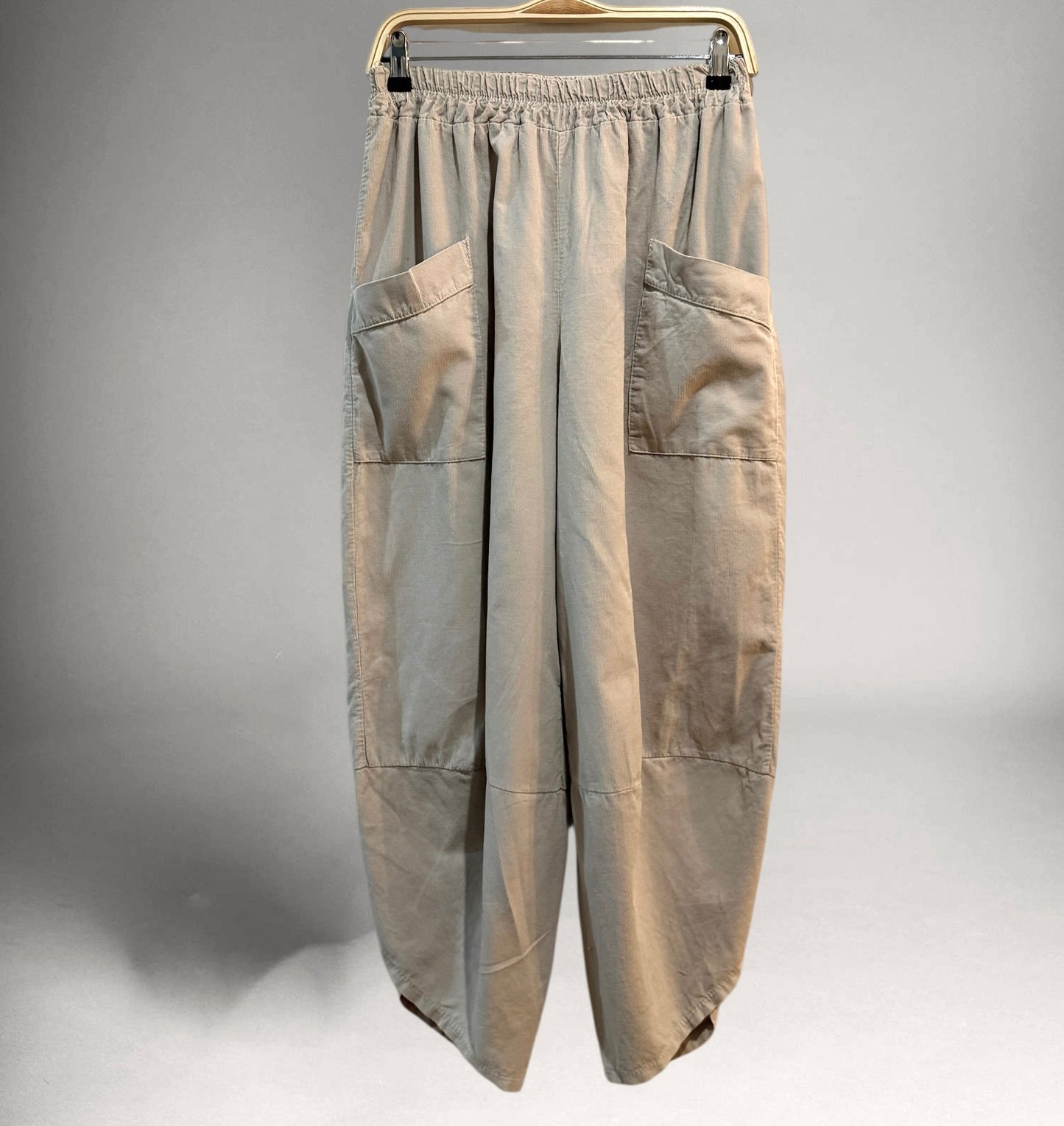 Pantalón "Dana Slouchy" arena
