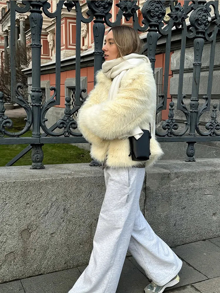 Matilda | Chaqueta de Pelo Amarilla